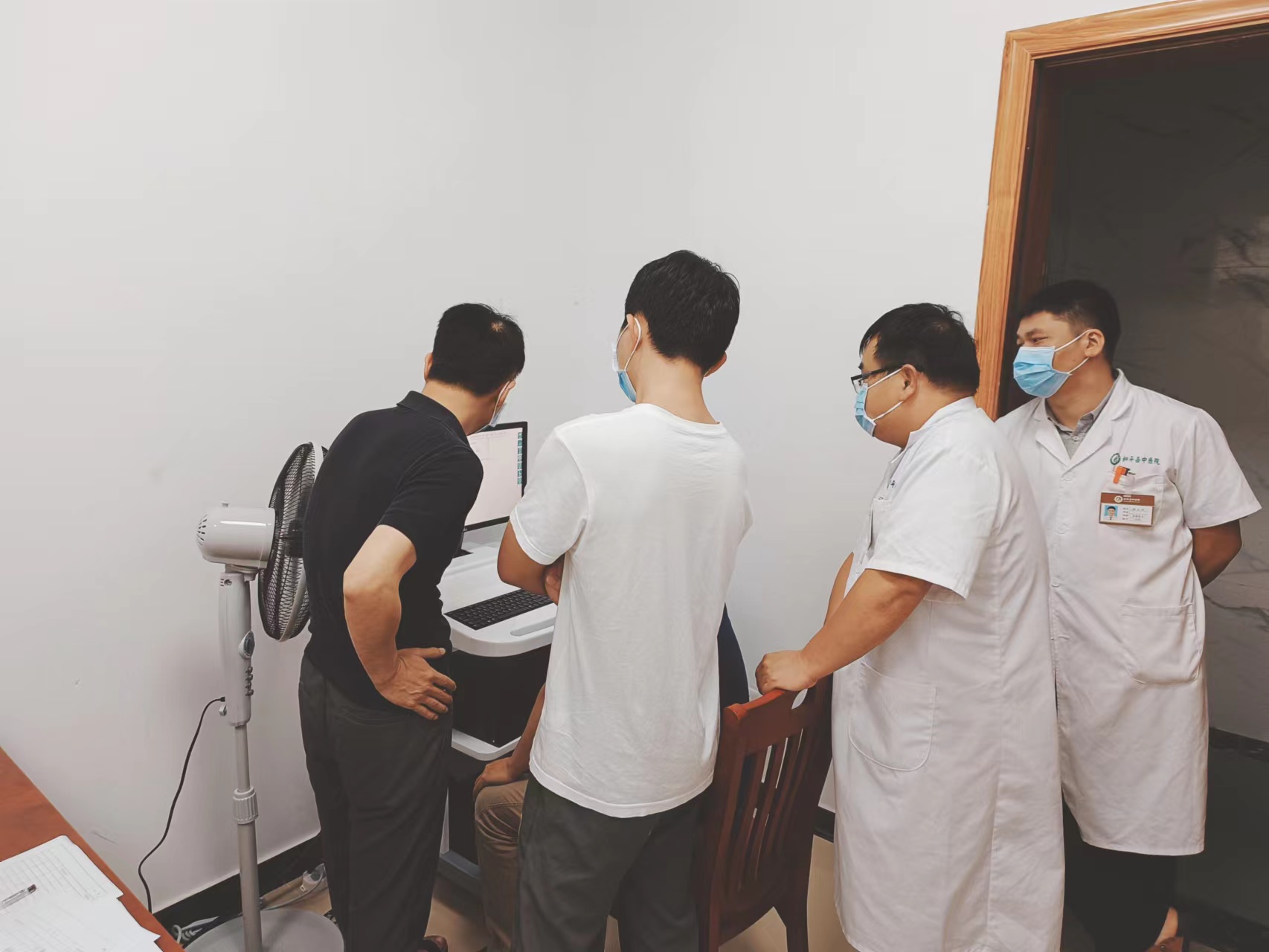 骨骼健康“成绩单”：解读骨密度仪测量数据，看清你的生命支撑根基